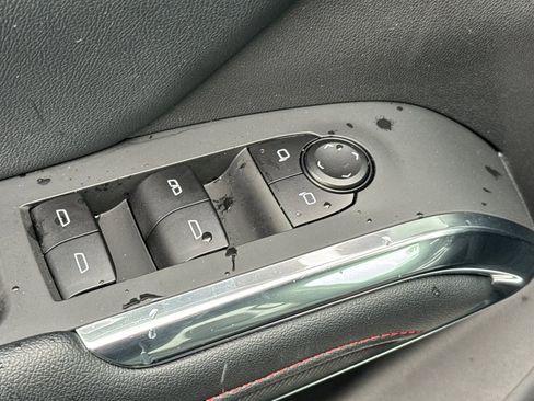 Used 2025 Chevrolet Traverse Z71 image 13