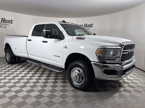 Used 2024 RAM 3500 Big Horn image 3