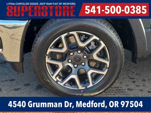 New 2026 RAM 1500 Laramie AWD/4WD image 16