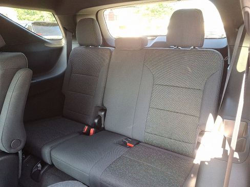 New 2025 Chevrolet Traverse LT w/ Driver Confidence Package image 10