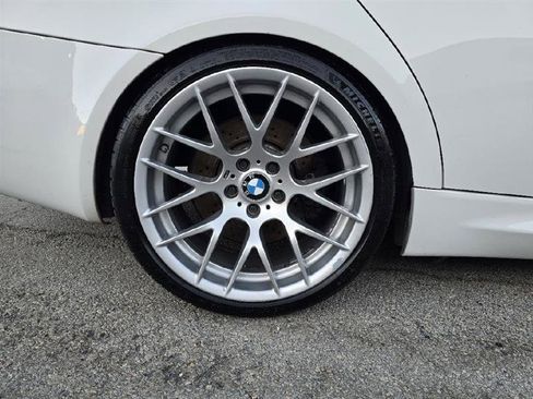 Used 2011 BMW M3 Sedan image 21