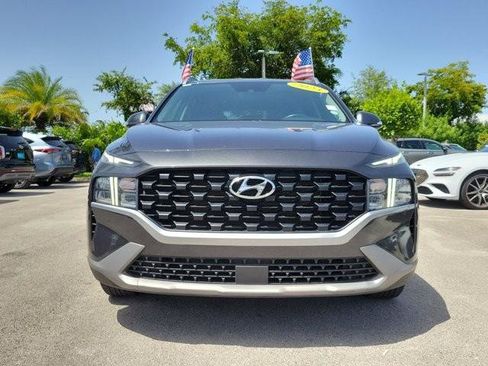 Used 2023 Hyundai Santa Fe SEL FWD image 2