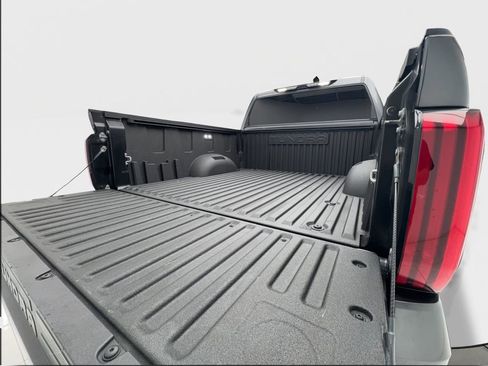 Used 2024 Toyota Tundra SR5 AWD/4WD image 12