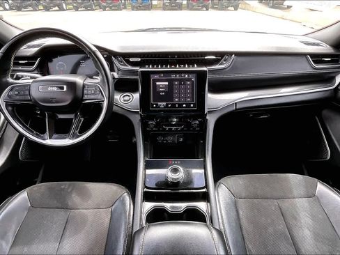 Used 2021 Jeep Grand Cherokee L Laredo AWD/4WD image 14