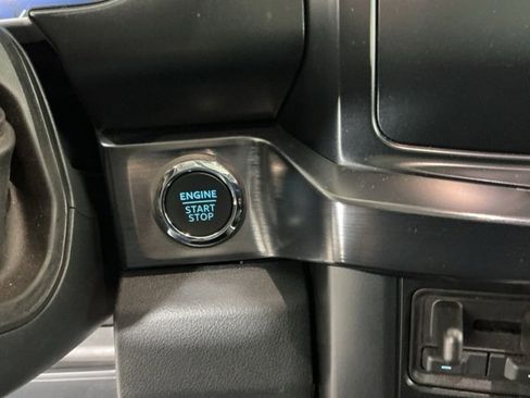 Used 2025 Ford F350 Lariat w/ Black Appearance Package image 27