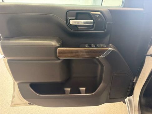 Used 2020 Chevrolet Silverado 1500 LT w/ All-Star Edition AWD/4WD image 14