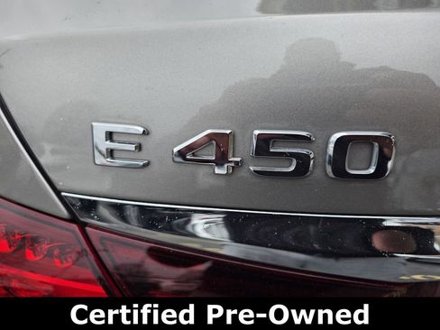Certified 2022 Mercedes-Benz E 450 4MATIC Sedan image 40