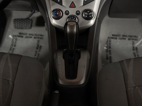 Used 2012 Chevrolet Sonic LT image 36