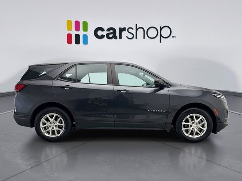 Used 2022 Chevrolet Equinox LS image 6