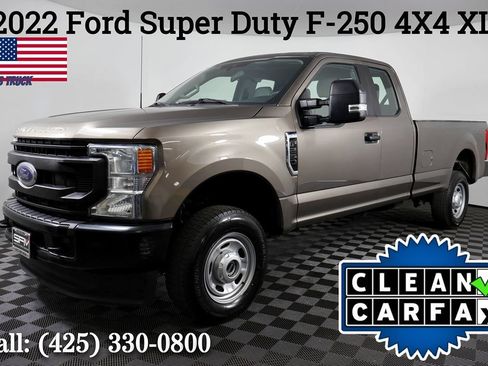 Used 2022 Ford F250 XL w/ Power Equipment Group AWD/4WD image 1