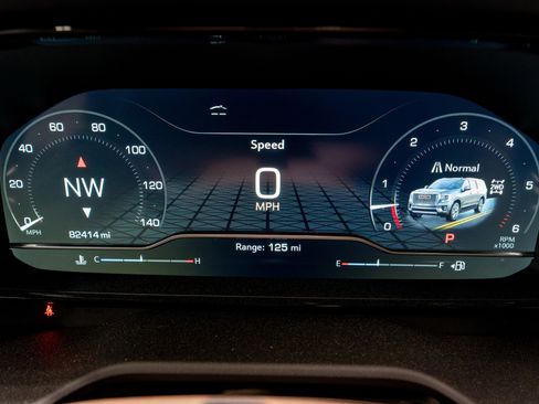 Used 2023 GMC Yukon XL Denali w/ Denali Reserve Package image 30