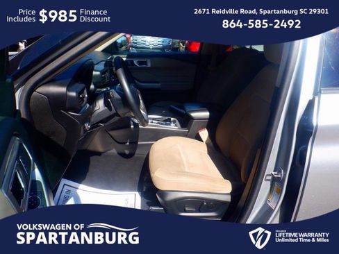 Used 2024 Ford Explorer XLT image 9