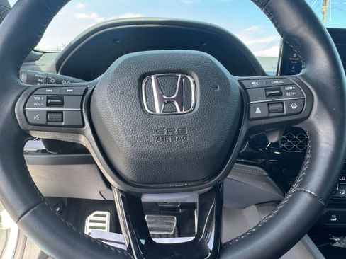 Used 2024 Honda Accord Sport image 18