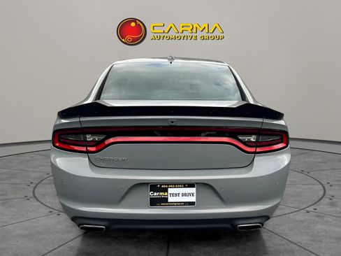 Used 2016 Dodge Charger R/T image 4