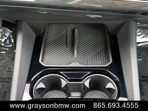 Used 2025 BMW 540i xDrive AWD/4WD image 25