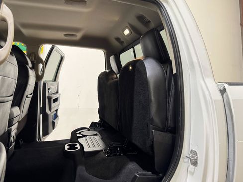 Used 2018 RAM 2500 Laramie w/ Convenience Group AWD/4WD image 18