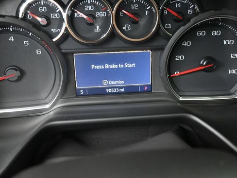 Used 2021 Chevrolet Tahoe Z71 w/ Z71 Signature Package AWD/4WD image 10