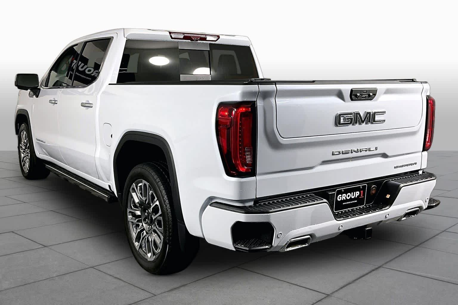 Used 2026 GMC Sierra 1500 Denali Ultimate AWD/4WD image 11