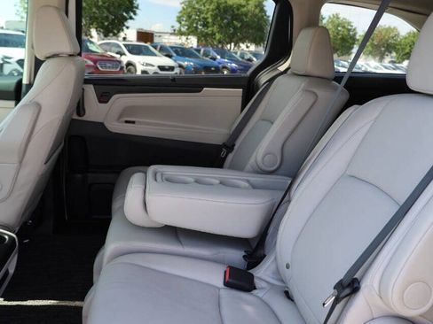 Used 2025 Honda Odyssey EX-L image 18