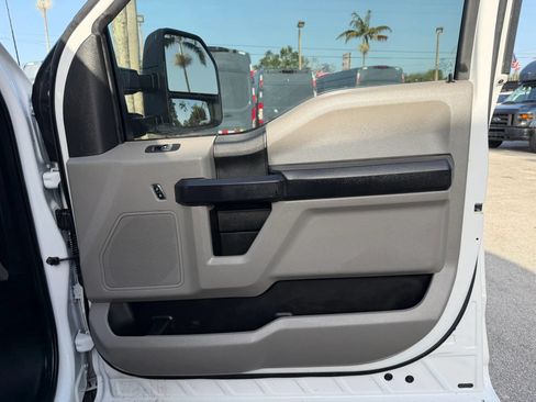 Used 2017 Ford F350 XL w/ Power Equipment Group AWD/4WD image 19