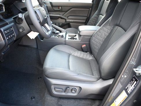 New 2026 Toyota 4Runner TRD Off-Road Premium image 7