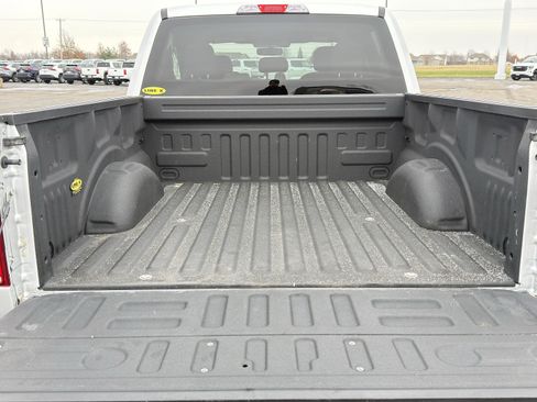 Used 2018 Ford F150 XLT w/ Equipment Group 302A Luxury image 5