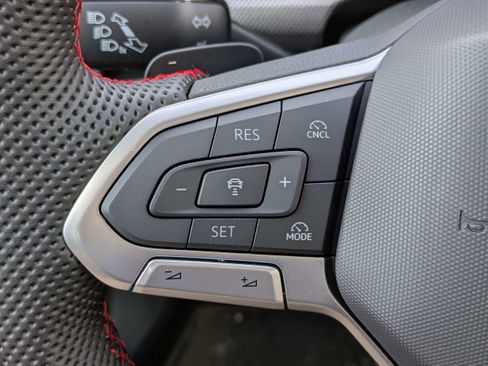 New 2026 Volkswagen GTI SE FWD image 22