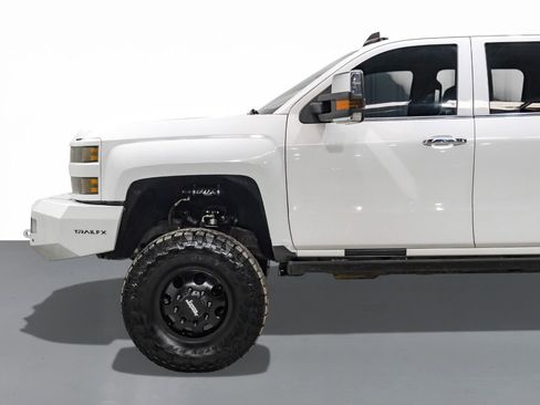 Used 2019 Chevrolet Silverado 3500 LTZ w/ Duramax Plus Package image 10