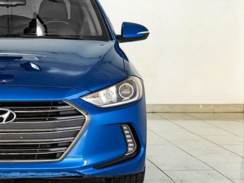 Used 2017 Hyundai Elantra Limited image 41