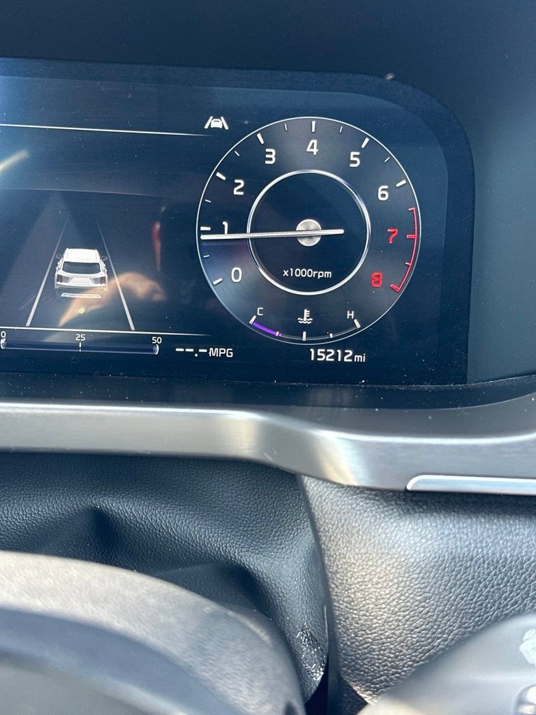 Used 2023 Kia Sorento SX AWD/4WD image 11