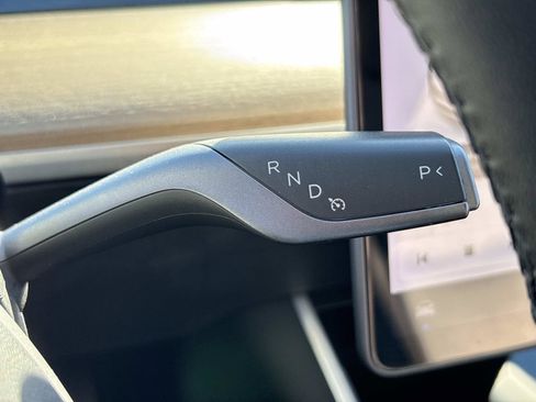 Used 2020 Tesla Model 3 Long Range image 20