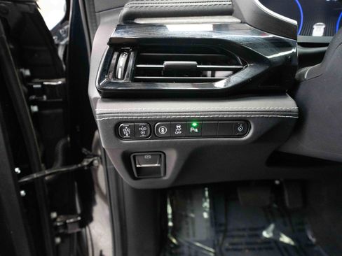 Used 2022 Acura MDX SH-AWD w/ Advance Package image 11