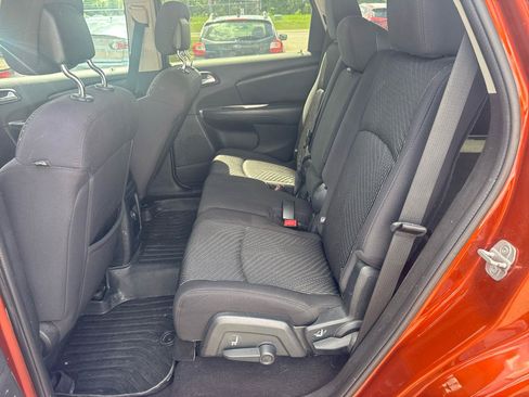 Used 2013 Dodge Journey American Value Package FWD image 11
