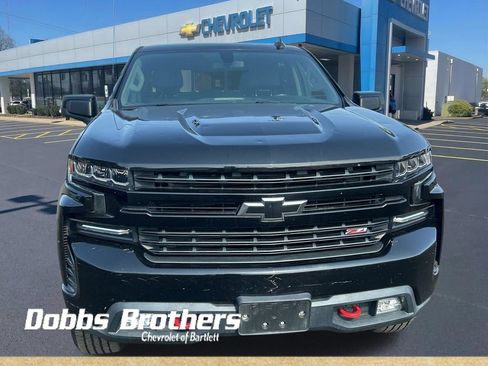 Used 2020 Chevrolet Silverado 1500 LT Trail Boss w/ Midnight Edition AWD/4WD image 2