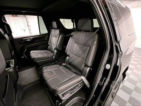 Used 2025 Chevrolet Tahoe RST w/ Comfort Package AWD/4WD image 25