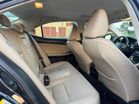 Used 2017 Lexus IS 300 AWD w/ Premium Package image 15