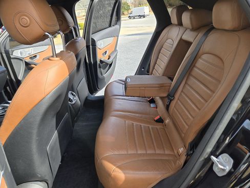 Used 2017 Mercedes-Benz GLC 43 AMG AMG GLC 43 image 23