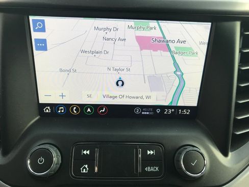 Certified 2023 GMC Acadia AT4 w/ Preferred Package image 12