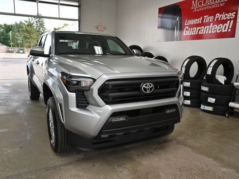 New 2026 Toyota Tacoma SR5 RWD image 3