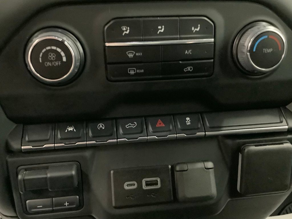 Used 2025 Chevrolet Silverado 1500 Custom AWD/4WD image 21