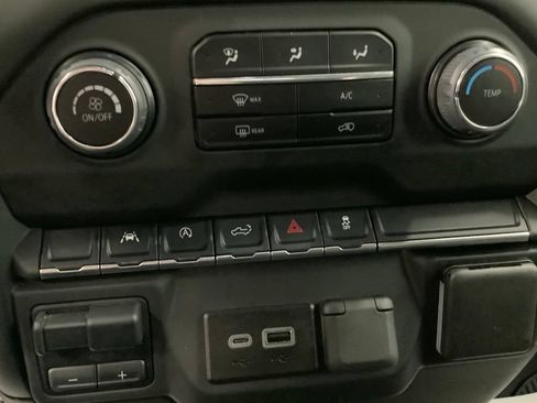Used 2025 Chevrolet Silverado 1500 Custom AWD/4WD image 21