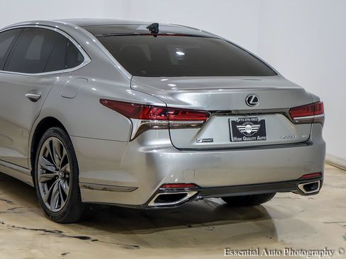 Used 2018 Lexus LS 500 F Sport w/ Accessory Package (Z2) AWD/4WD image 9