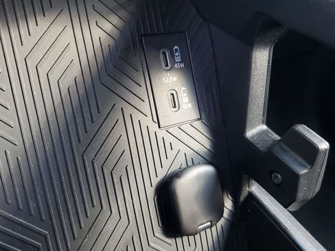 Certified 2024 Toyota Tacoma SR5 image 31