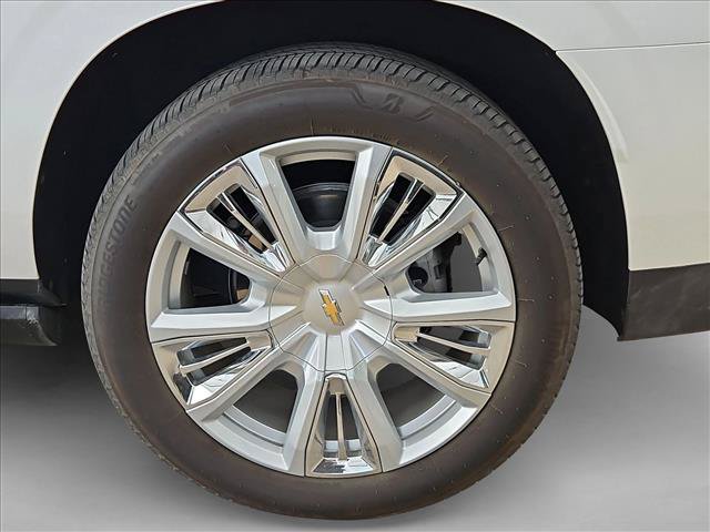 Used 2024 Chevrolet Suburban High Country w/ Max Trailering Package RWD image 19
