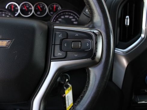 Used 2020 Chevrolet Silverado 1500 LT w/ Fleet Comfort Package AWD/4WD image 12
