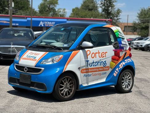 Used 2013 smart fortwo pure RWD image 1