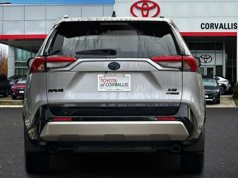 Used 2024 Toyota RAV4 XSE w/ Advanced Technology Package image 5