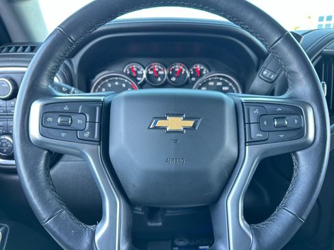 Used 2022 Chevrolet Silverado 1500 LTZ w/ Z71 Off-Road Package AWD/4WD image 21