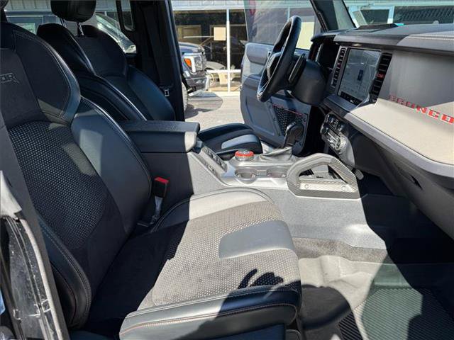 Used 2024 Ford Bronco Raptor w/ Interior Carbon Fiber Pack 6 AWD/4WD image 15