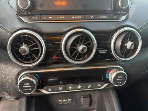 Used 2021 Nissan Sentra SV image 16